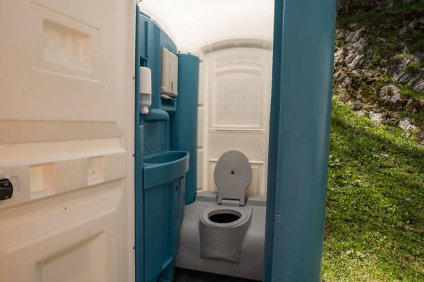 Best Portable restroom trailer rental  in Carson, WA