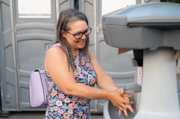 Portable sink rental in Carson, WA